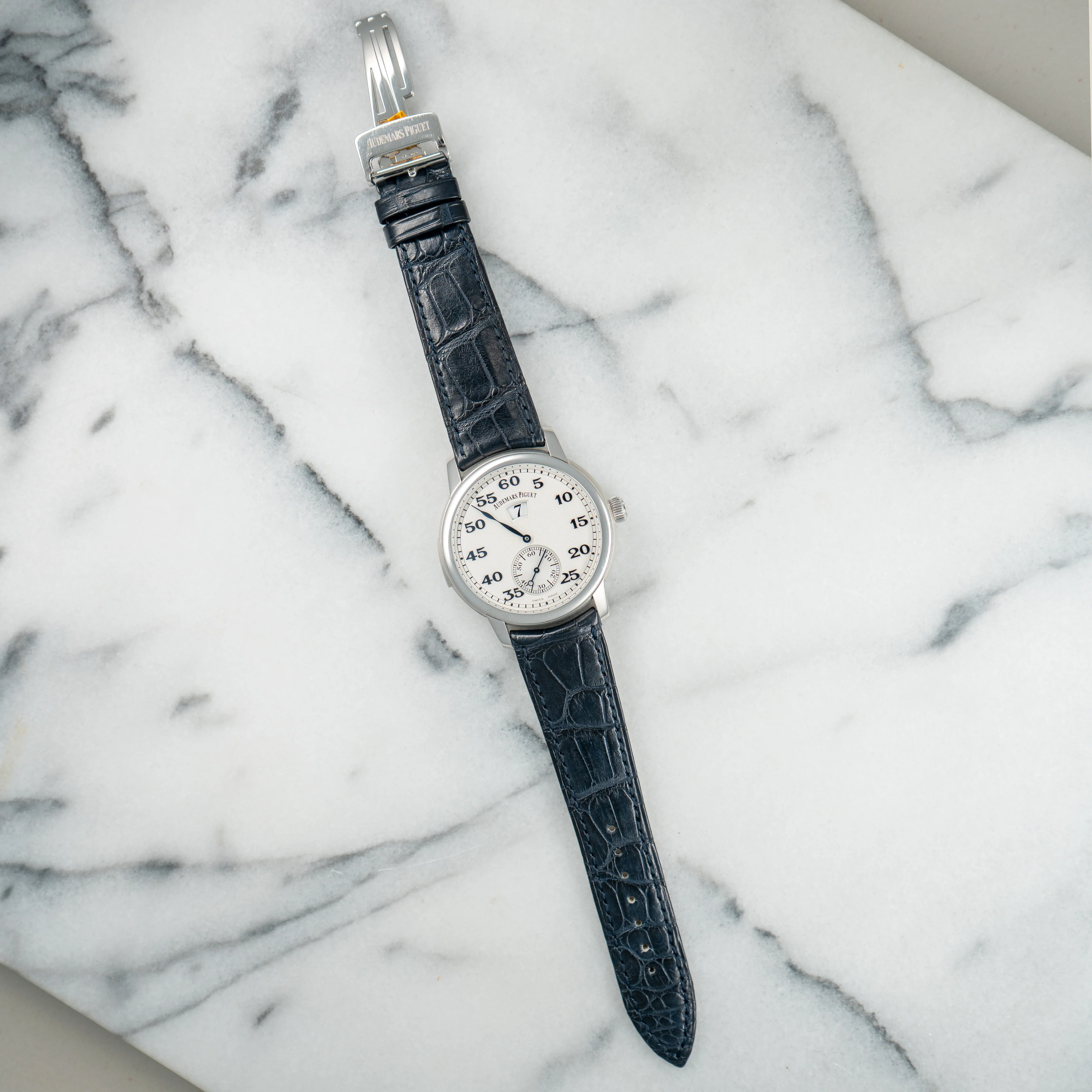 Audemars Piguet Platinum Jump Hour Minute Repeater Ref. 26151 (New Arrival) - Image 5