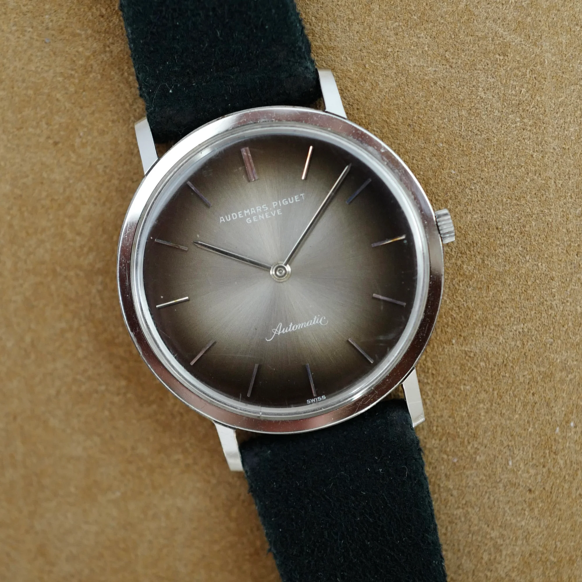 Audemars Piguet Steel Automatic Watch with Smoked Vignette Dial - Image 3