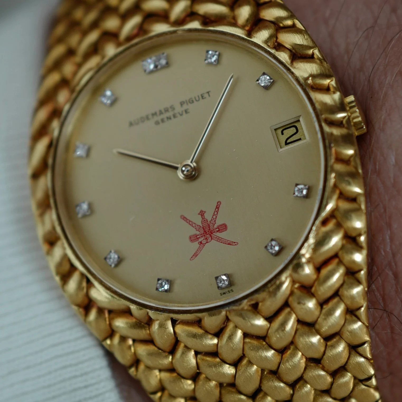 Audemars Piguet Yellow Gold Cobra Watch Ref. 5403 with Khanjar Emblem Dial - Image 5