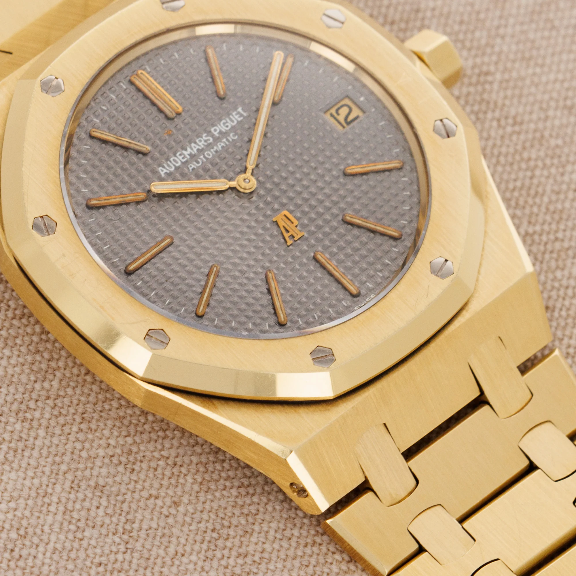 Audemars Piguet Yellow Gold Watch Ref. 5402 - Image 3