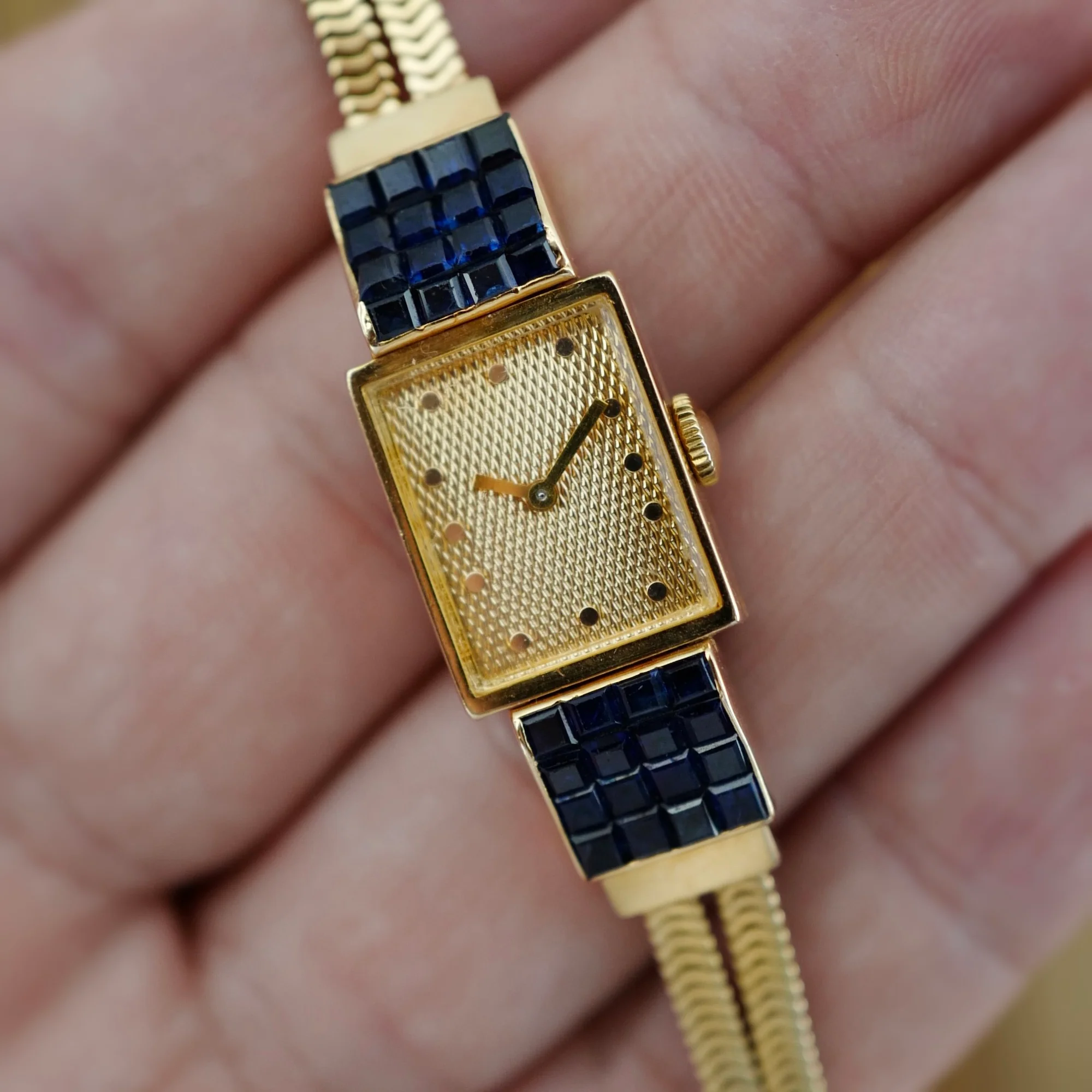 Boucheron Yellow Gold Invisible Set Sapphire Watch (New Arrival) - Image 3