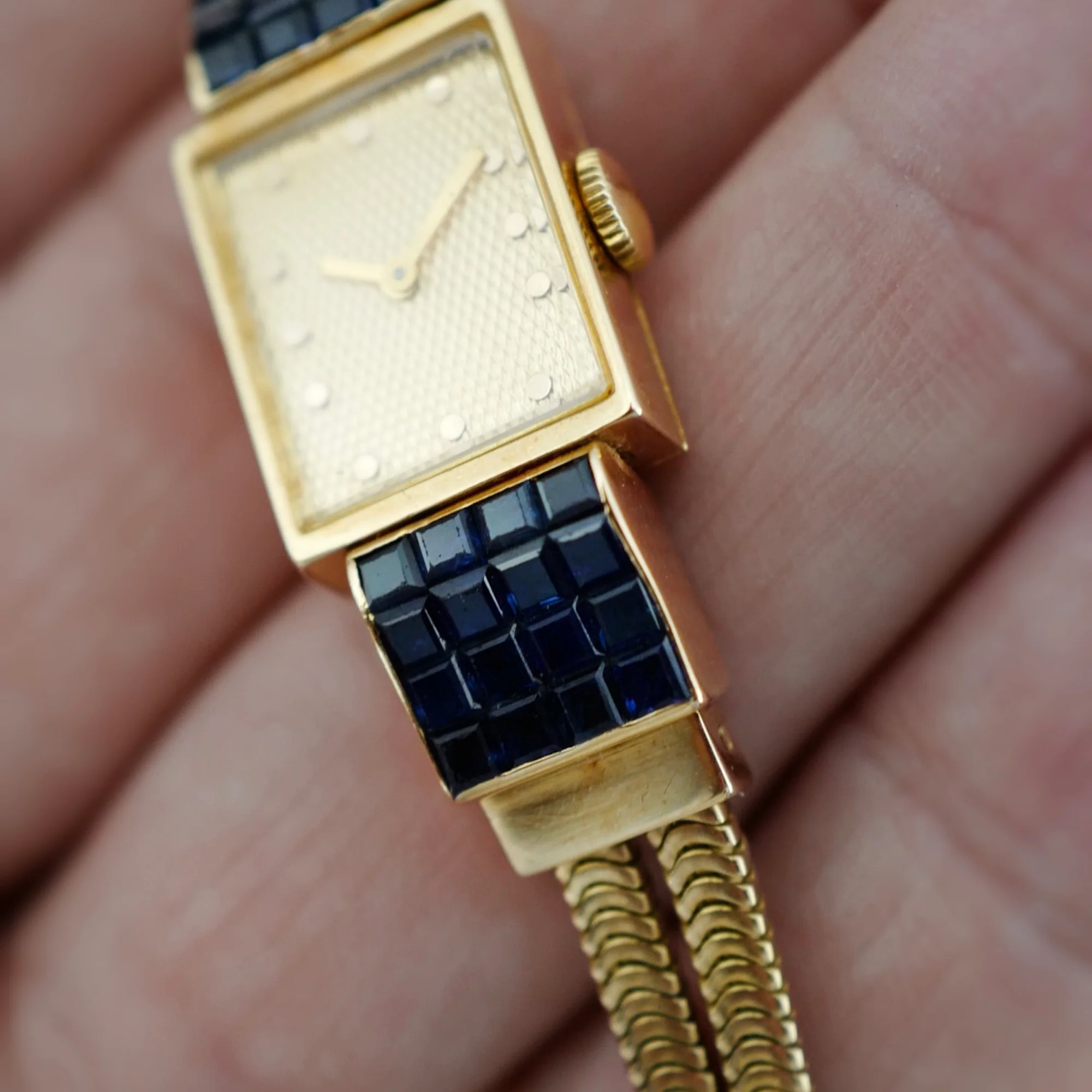 Boucheron Yellow Gold Invisible Set Sapphire Watch (New Arrival) - Image 9