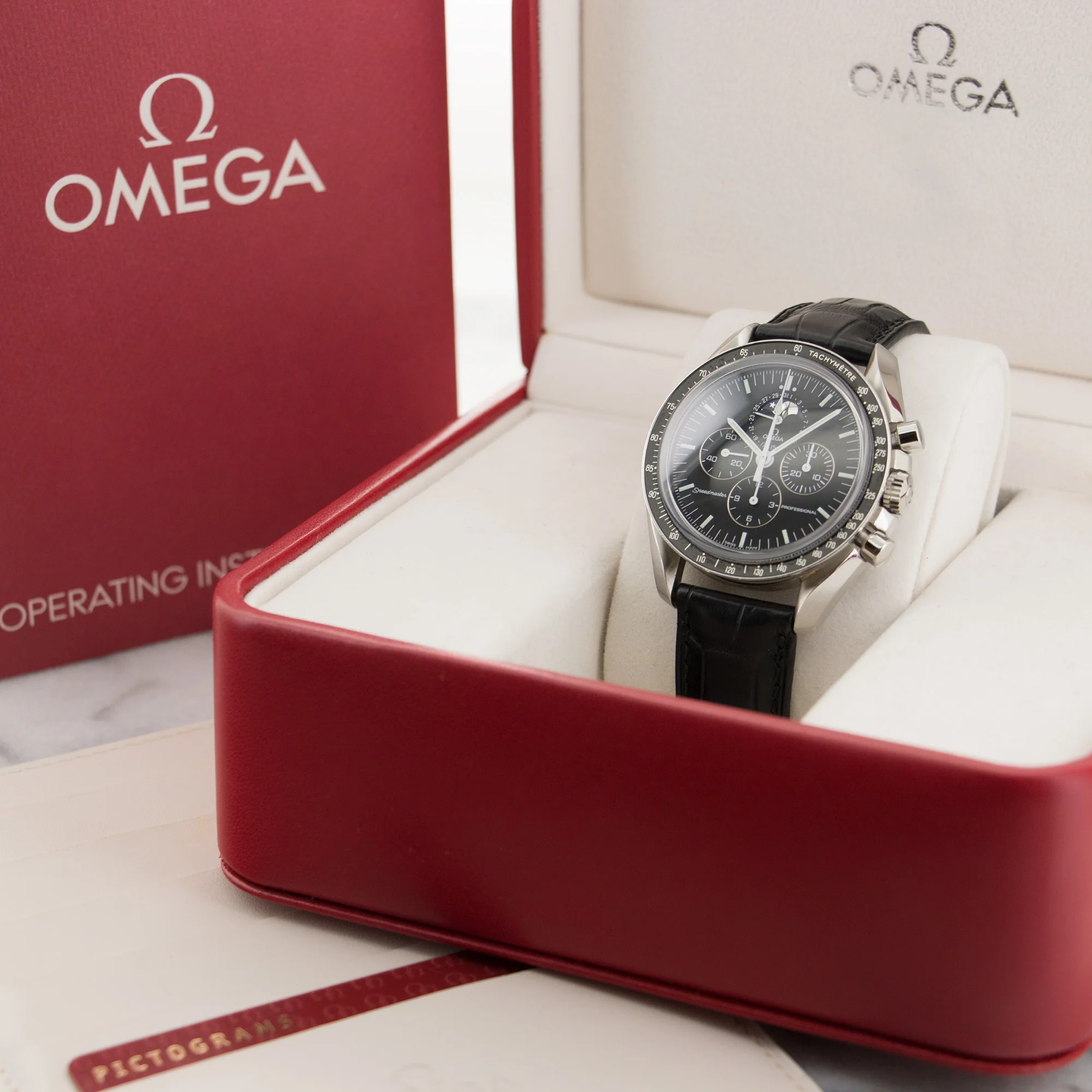 Omega Speedmaster Professional Moonphase Moonwatch Ref. 3876.50.31 - Image 5