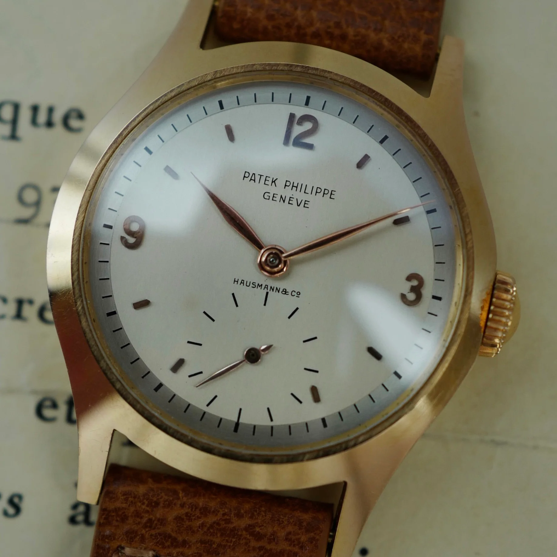 Patek Philippe Rose Gold Calatrava Ref. 565 Retailed by Hausmann & Co. with Original Certificate from 1953 - Image 4