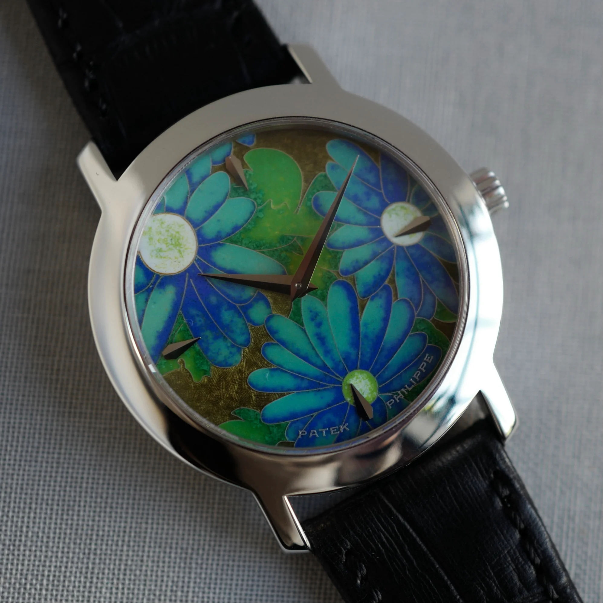 Patek Philippe White Gold Flower Handcraft Ref. 5075 - Image 7