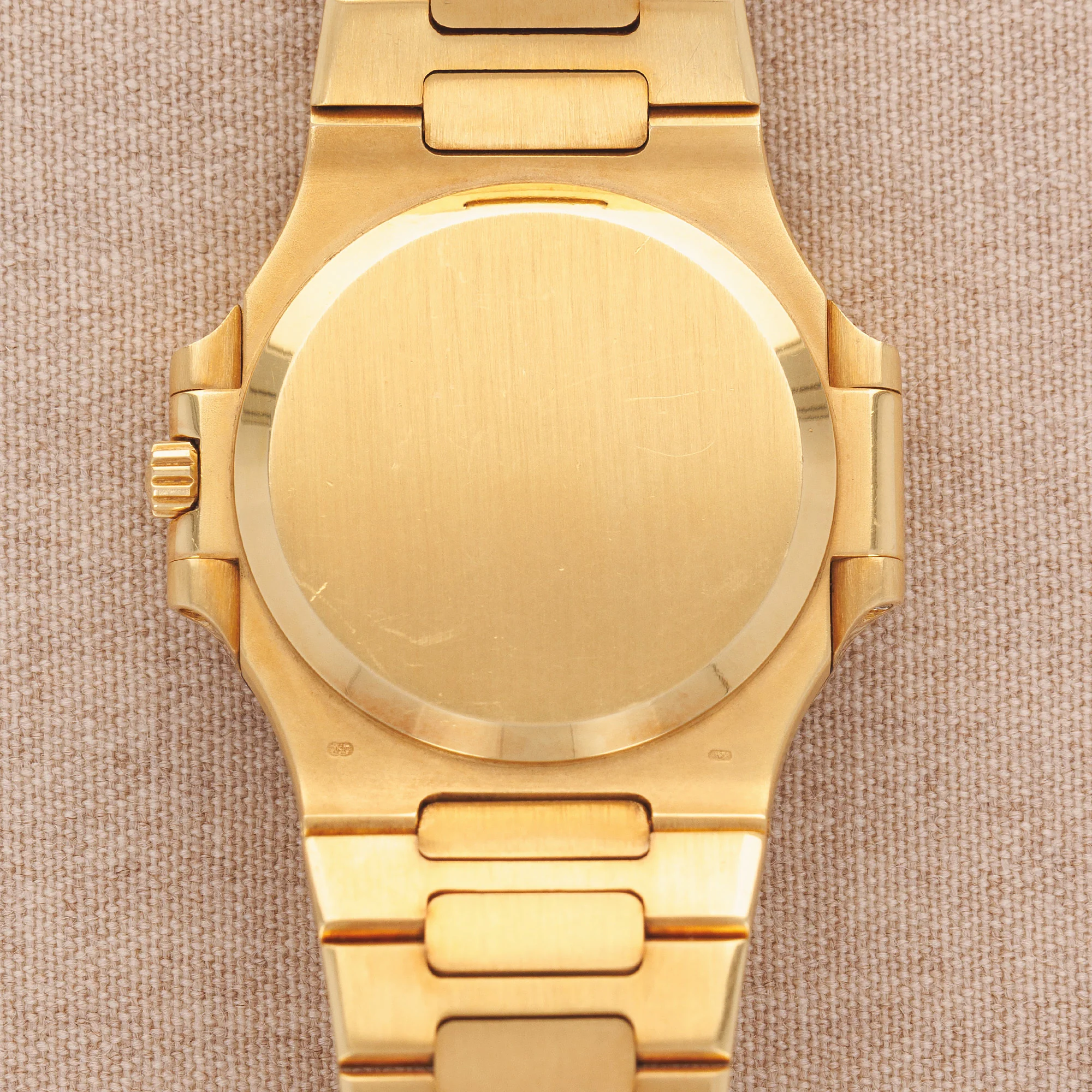 Patek Philippe Yellow Gold Nautilus Ref. 3700 with Diamond Bezel - Image 6
