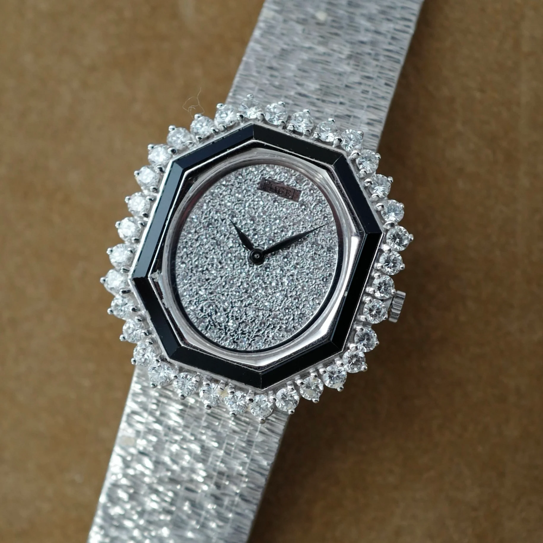 Piaget White Gold Onyx and Diamond Watch Ref. 93419 - Image 3