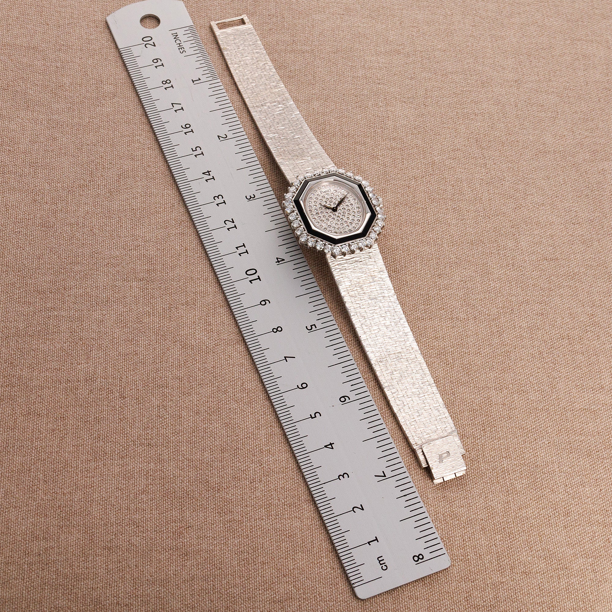 Piaget White Gold Onyx and Diamond Watch Ref. 93419 - Image 7