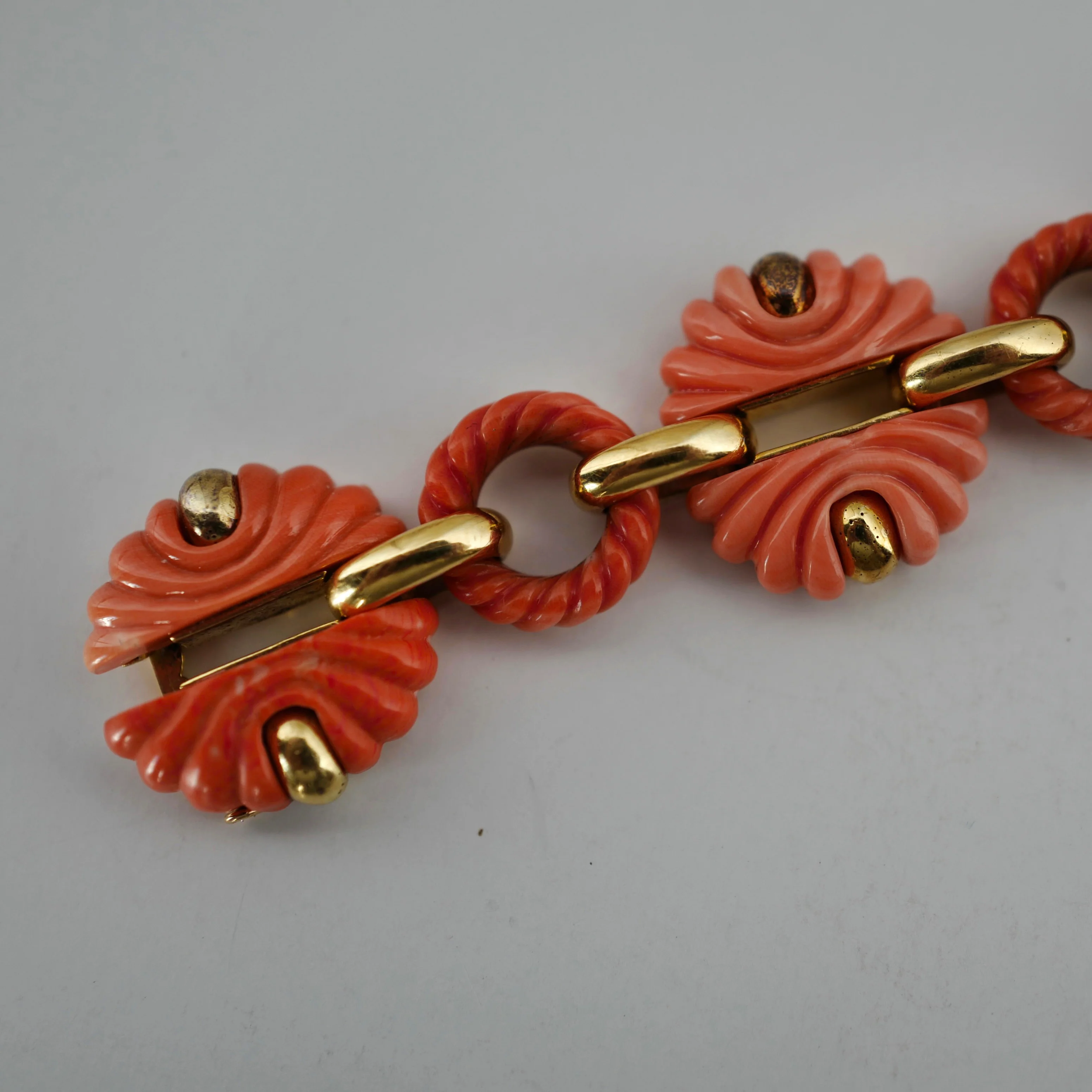 Piaget Yellow Gold Coral Watch by Andre Vassort Ref. 9921V89 - Image 8