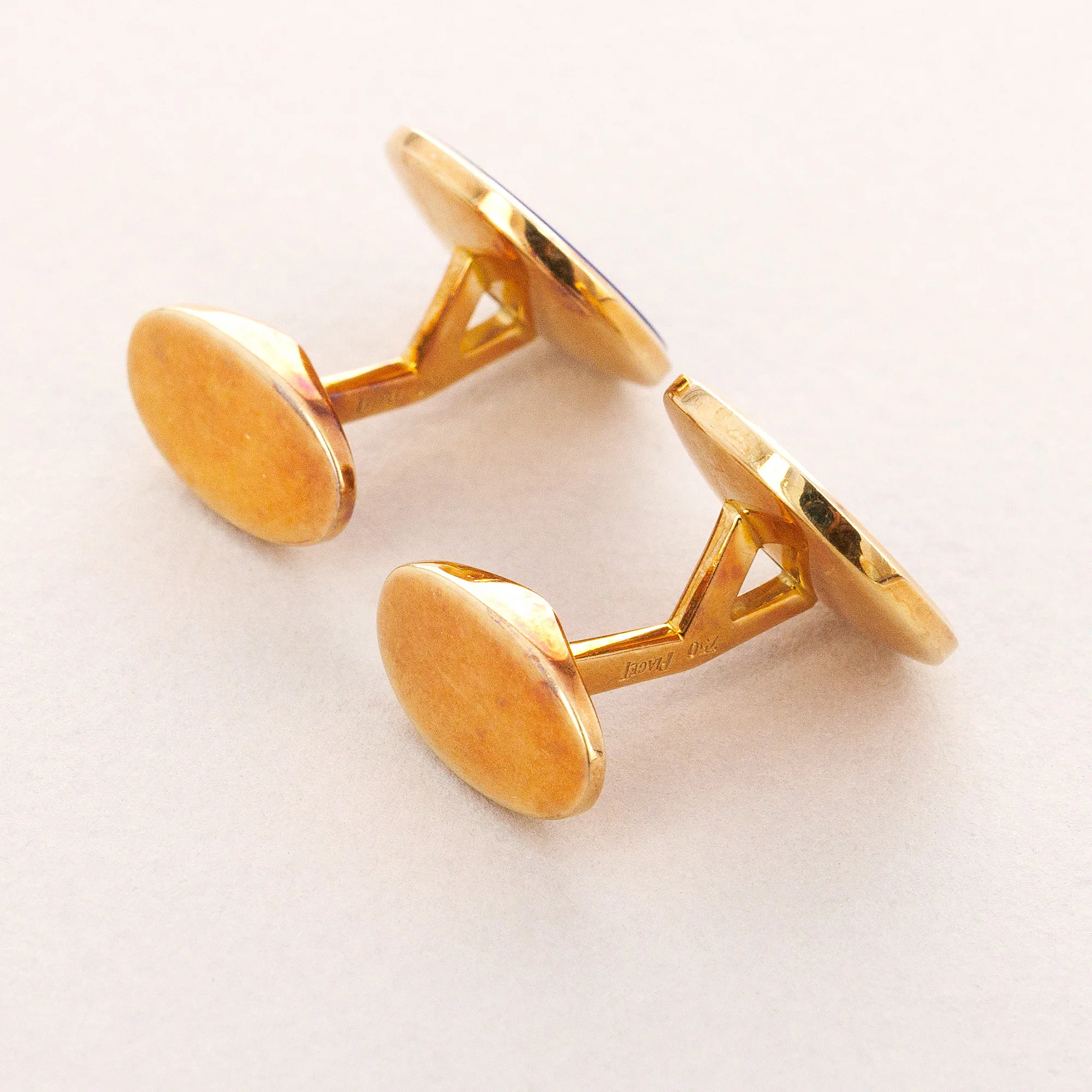 Piaget Yellow Gold, Lapis Lazuli and Diamond Cufflinks (Objet) - Image 4